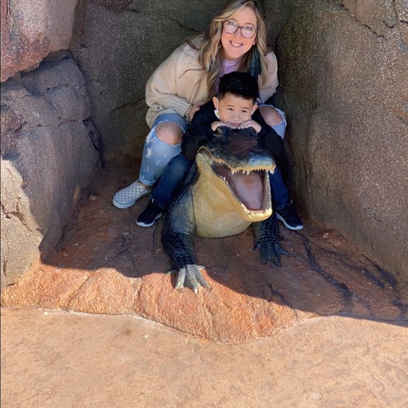 Meet your Posher, Nikolette - Picture 10 of 16